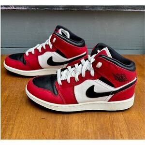 Nike Air Jordan 1 Mid Red White Black Youth Sneakers Size 4Y